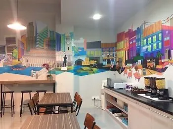 סינגפור Five Stones Hostel